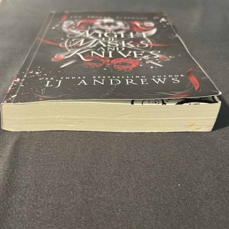 Night of Masks and Knives