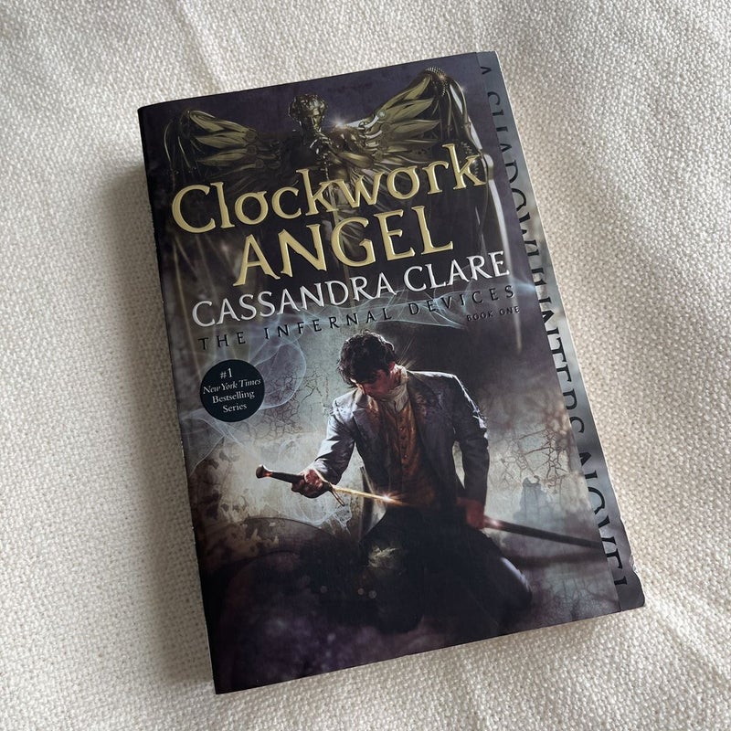 clockwork angel book cover