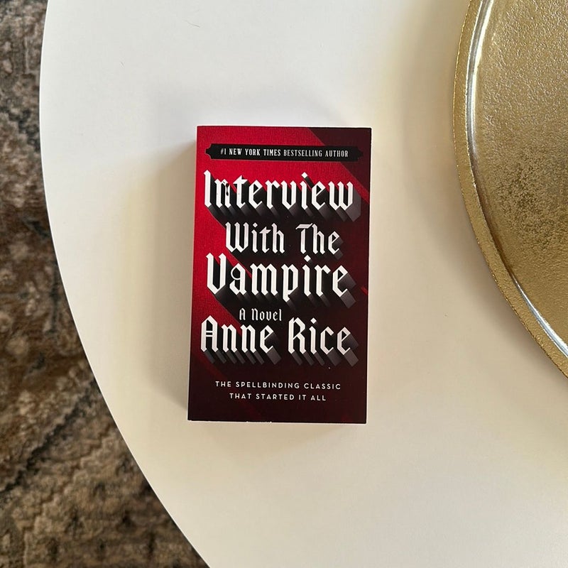 Interview with the Vampire (NEW Mass Market Paperback)