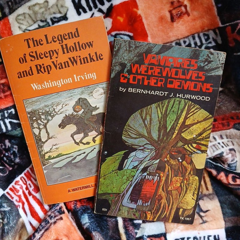 Double Vintage Horror Lot