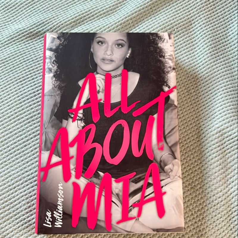 All about Mia