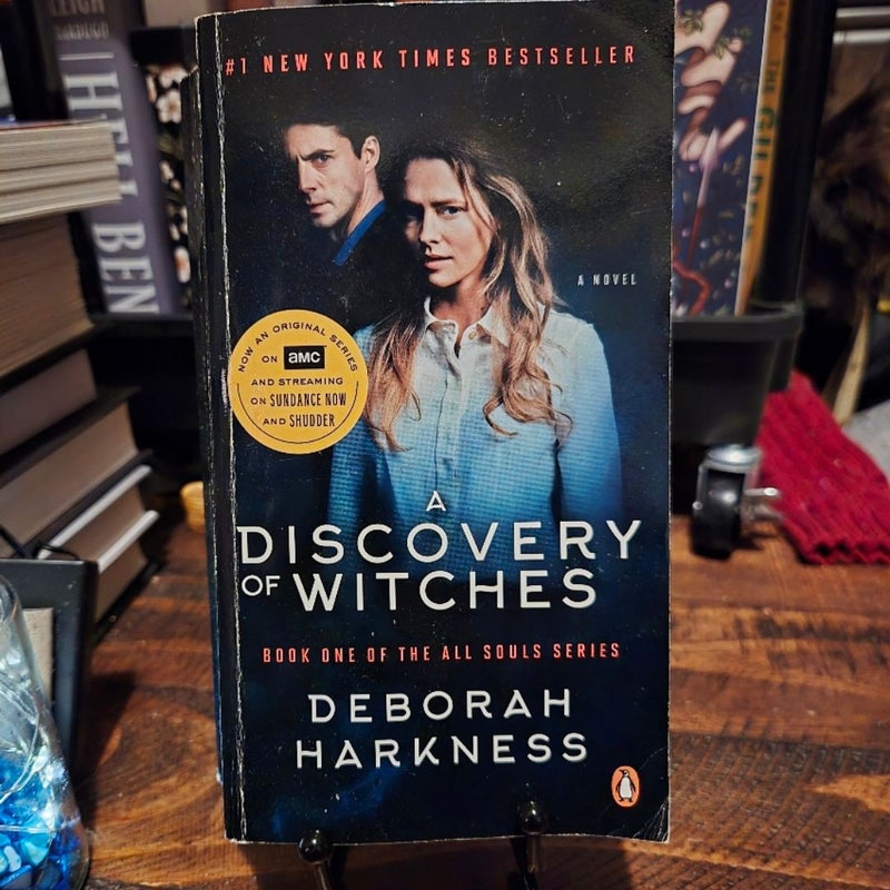 A Discovery of Witches (Movie Tie-In)