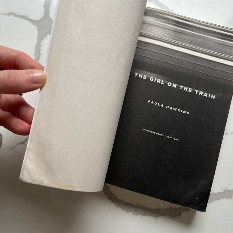 The Girl on the Train (Movie Tie-In)