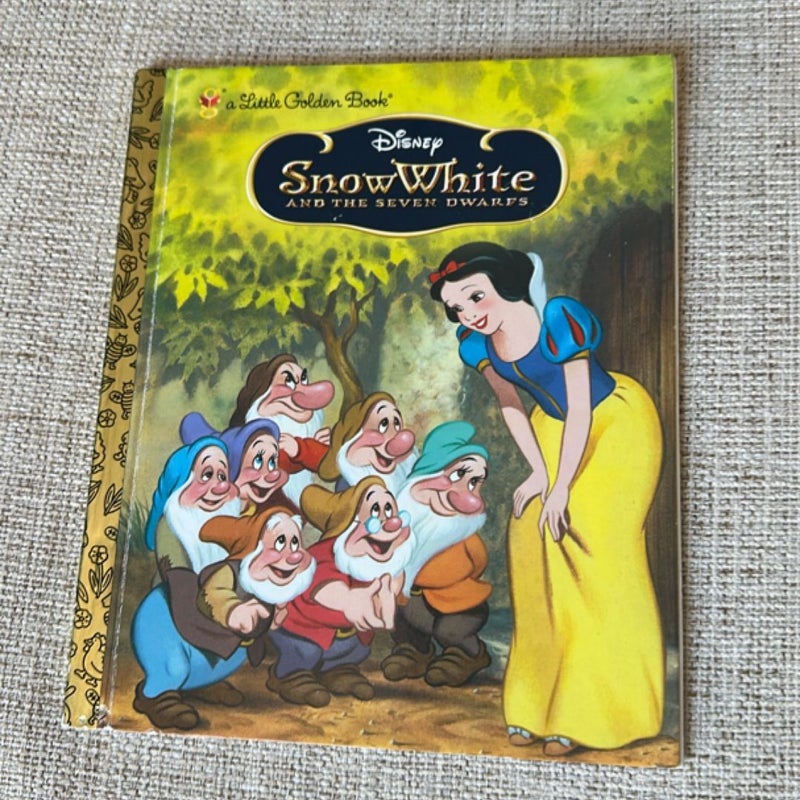 Snow White and the Seven Dwarfs (Disney Classic)