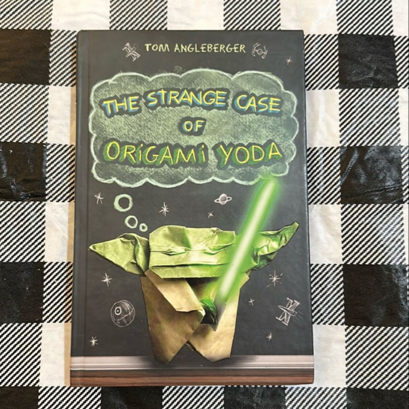 The Strange Case of Origami Yoda (Origami Yoda #1)