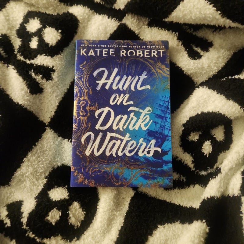 Hunt on Dark Waters (Excellent)