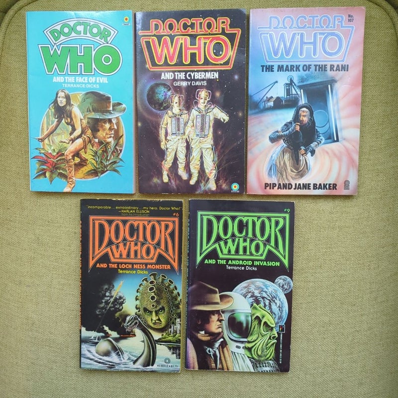 Doctor Who Bundle: Doctor Who and the Cyberman, Doctor Who and the Face of Evil, Doctor Who - The Mark of the Rani, Doctor Who and the Loch Ness Monster, Doctor Who and the Android Invasion (vintage 1970s and 1980s)