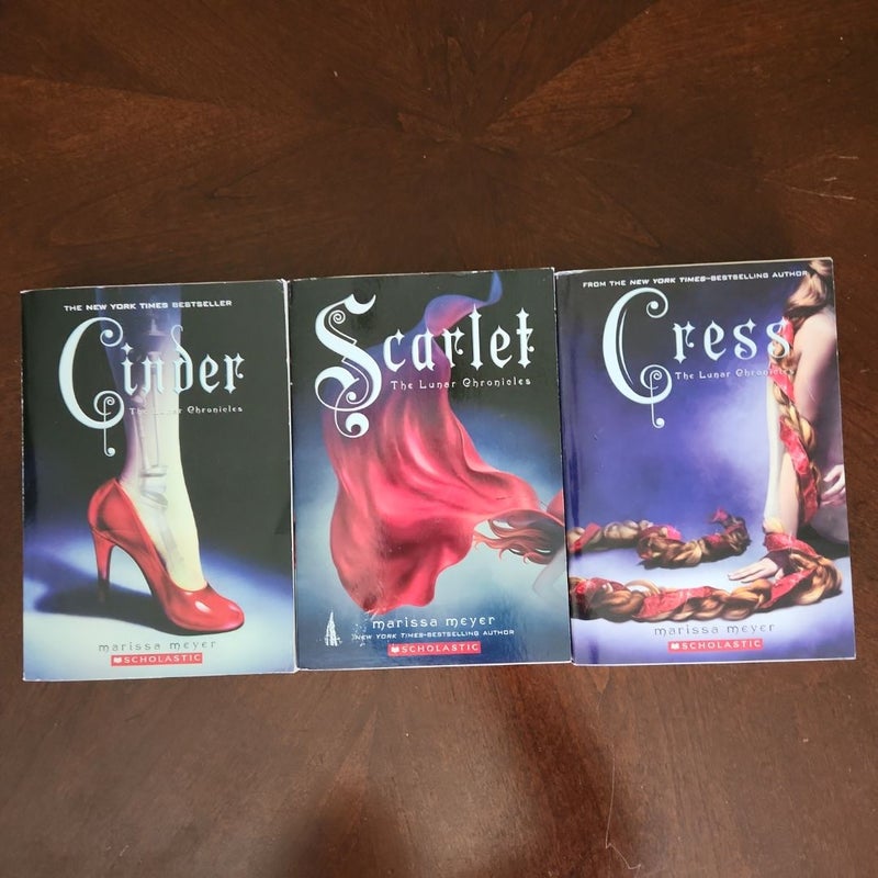 Cinder - Scarlet - Cress (Books 1-3)