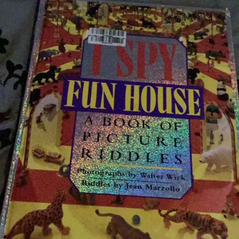 I spy funhouse