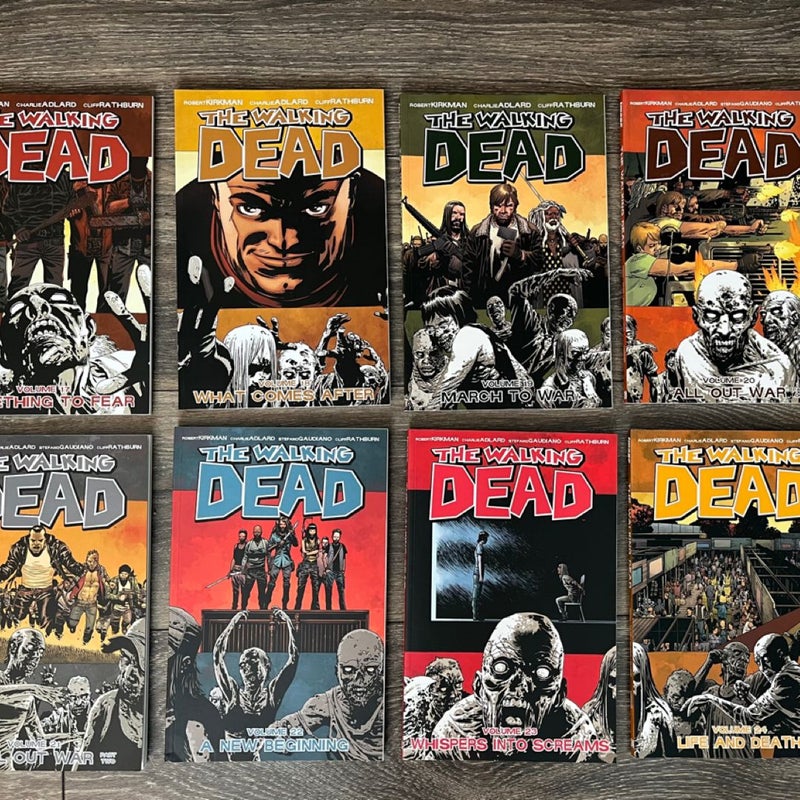 The Walking Dead Volumes 17-31 Lot