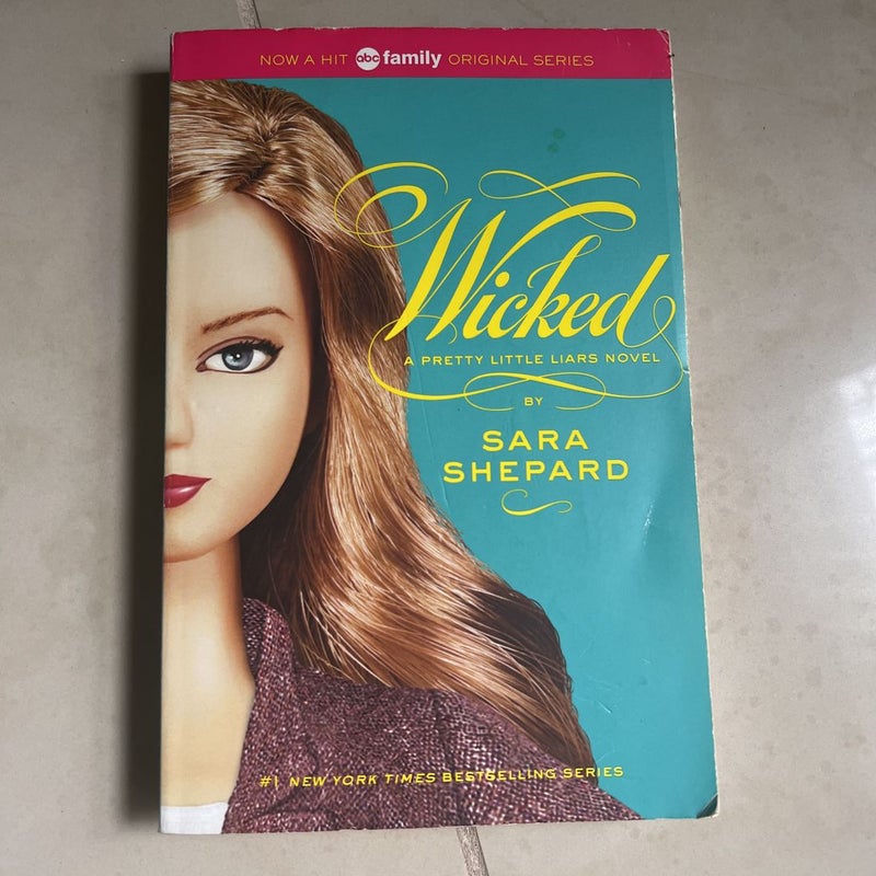 Pretty Little Liars #5: Wicked