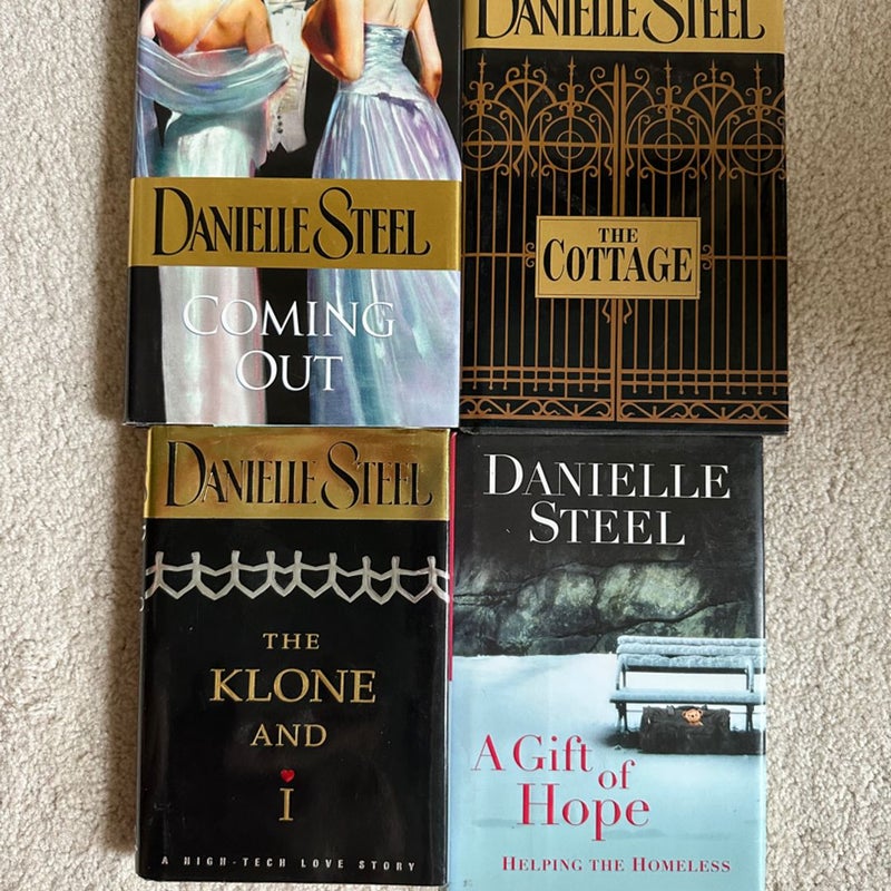 5 books of Danielle Steel 