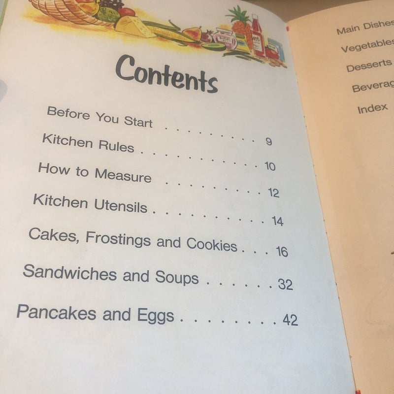 Walt Disney's Mickey Mouse Cookbook