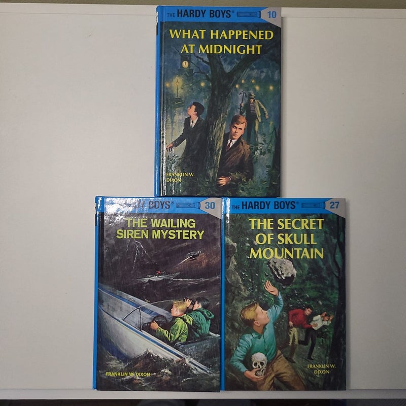 Hardy Boys bundle - 10: What Happened at Midnight, 27: The Secret of Skull Mountain, 30: The Wailing Siren Mystery