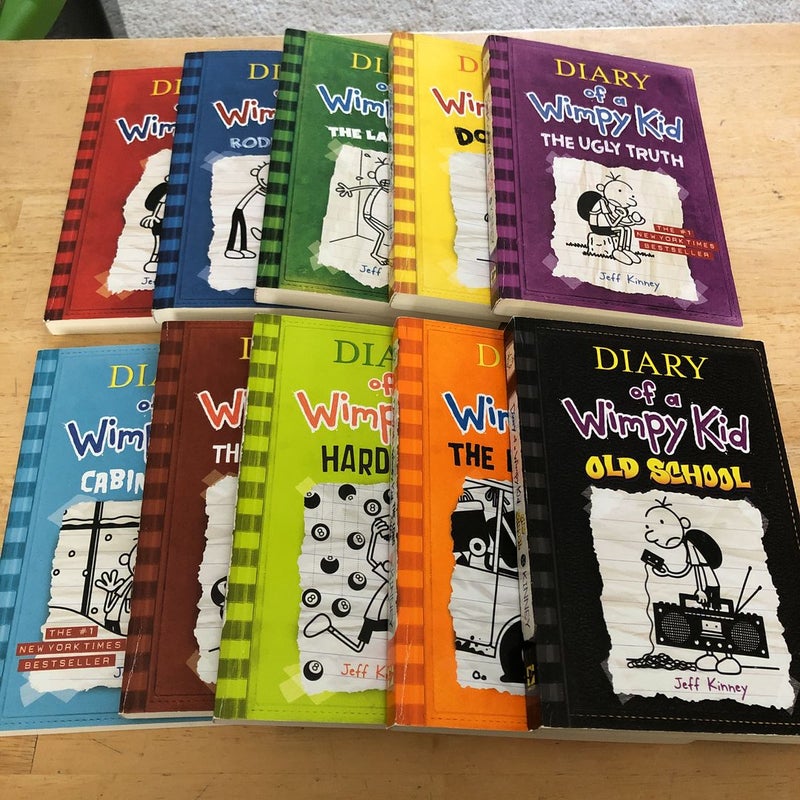 Diary of a Wimpy Kid 10 book bundle