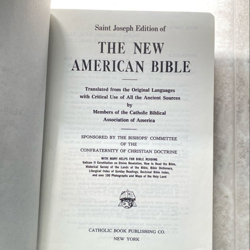 New American Bible *Large Type*