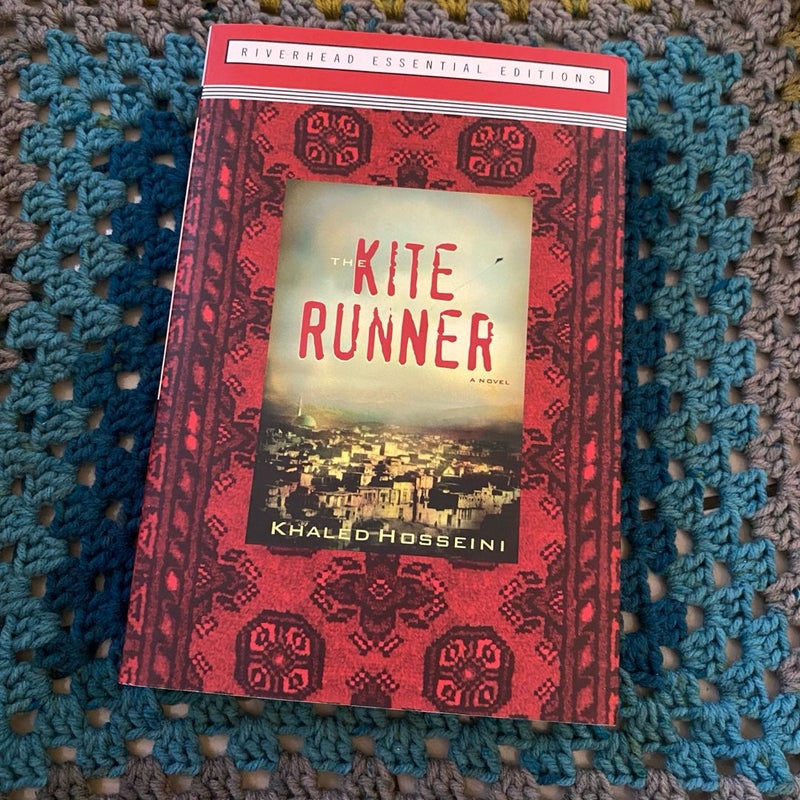 The Kite Runner (Essential Edition)