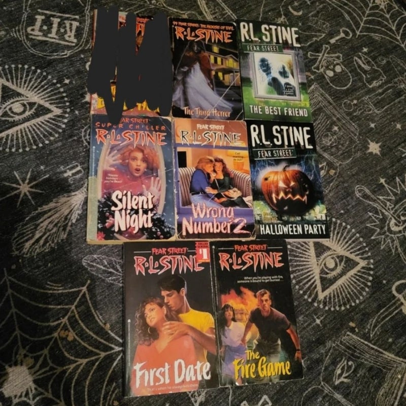 R.L. Stine Fear Street Book Bundle