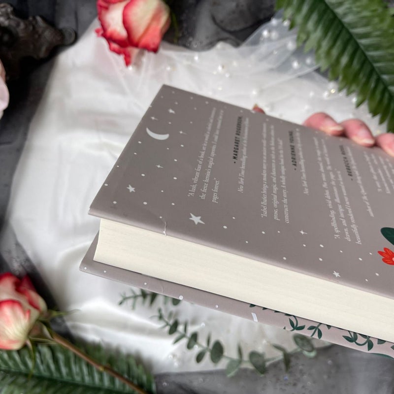 Woven in Moonlight by Isabel Ibañez 2020 Hardcover Fairyloot edition w Stickers