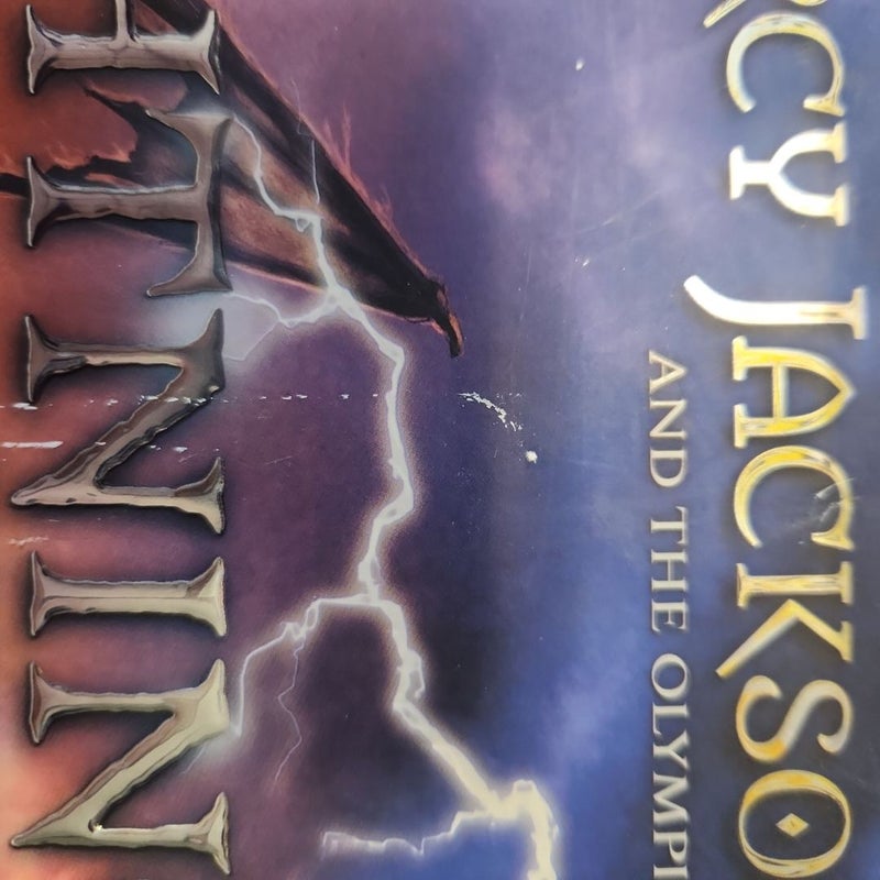 Percy Jackson and the Olympians the Lightning Thief Illustrated Edition