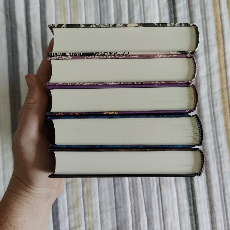 5 Book Collection: Beautiful French Editions of Anne of Green Gables
