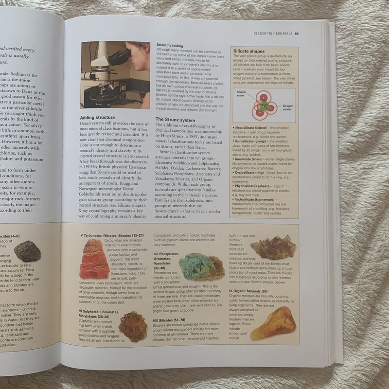 The Illustrated Encyclopedia Of Rocks Minerals And Gemstones
