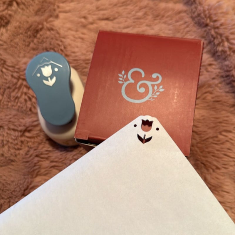 Flower Corner Paper Punch - Archer & Olive