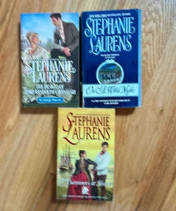3 Stephanie Laurens paperback books