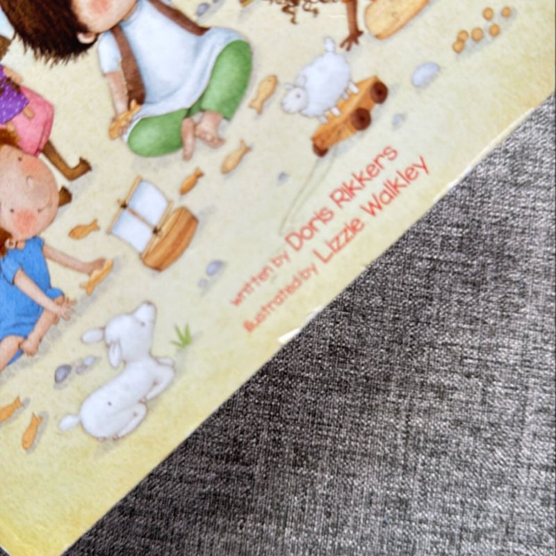 Little Jesus, Little Me (board book)