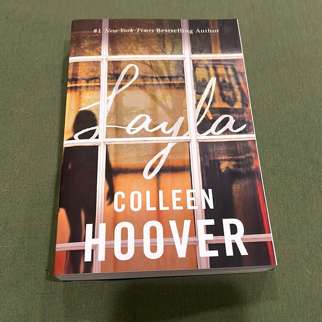 Layla by Colleen Hoover, Paperback Pangobooks