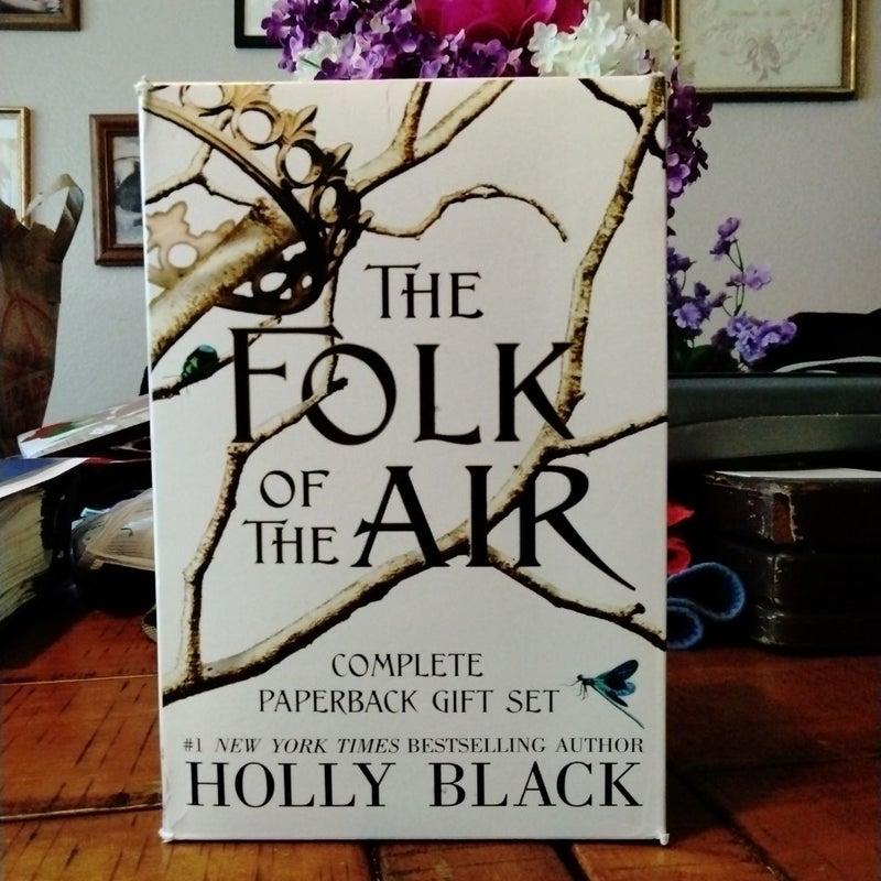 The Folk of the Air Complete Paperback Gift Set