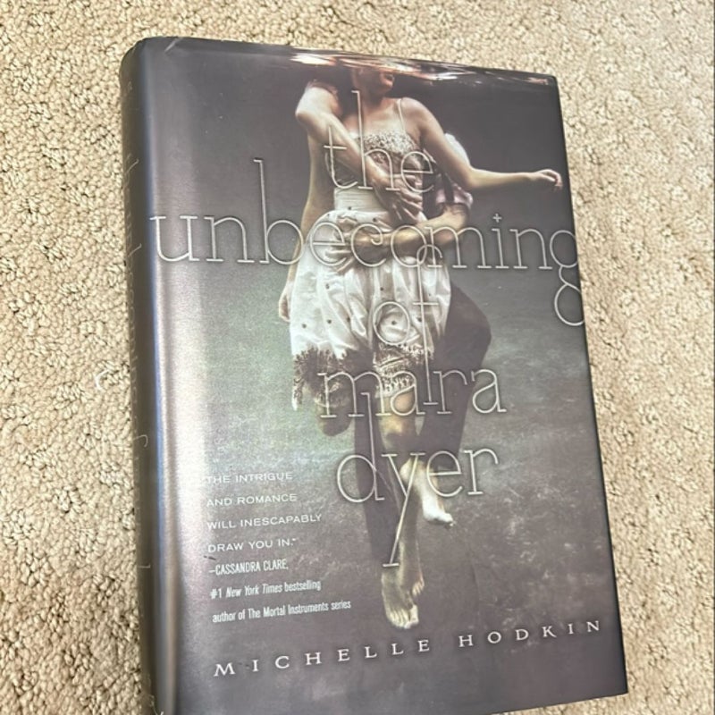 The Unbecoming of Mara Dyer