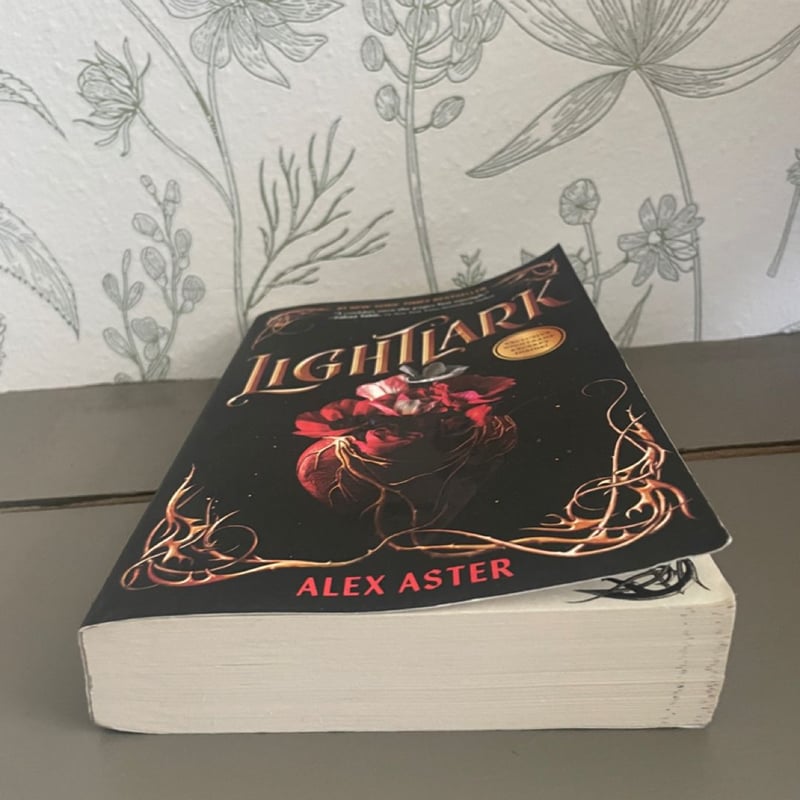 Lightlark (the Lightlark Saga Book 1) by Alex Aster, Paperback