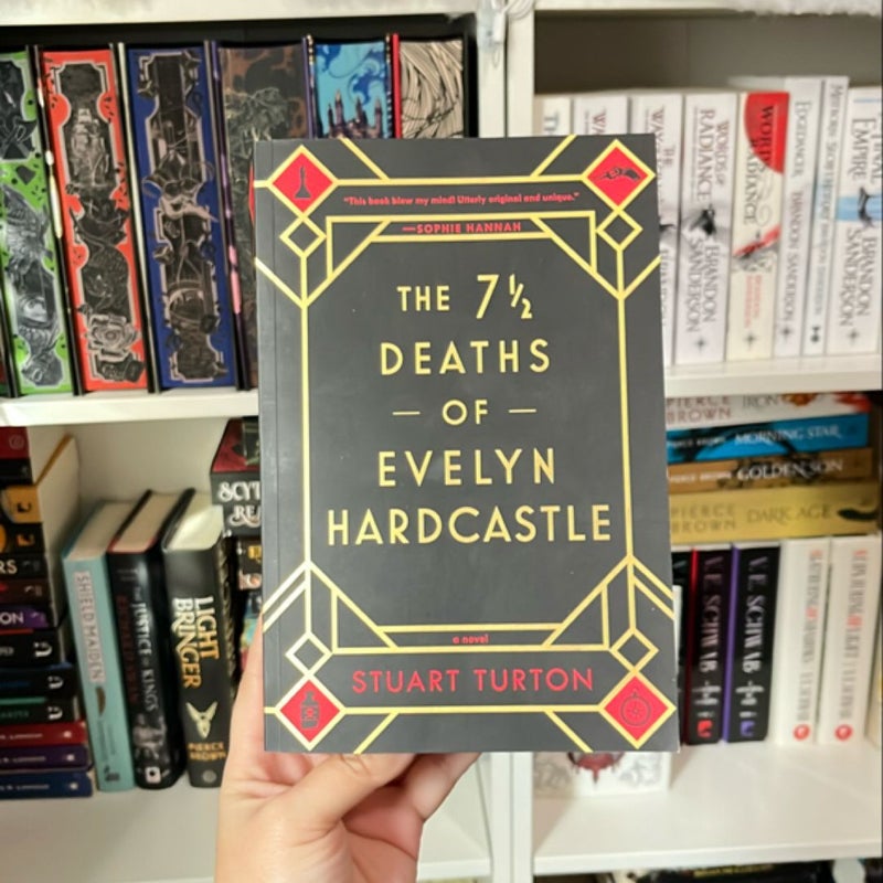 The 7½ Deaths of Evelyn Hardcastle