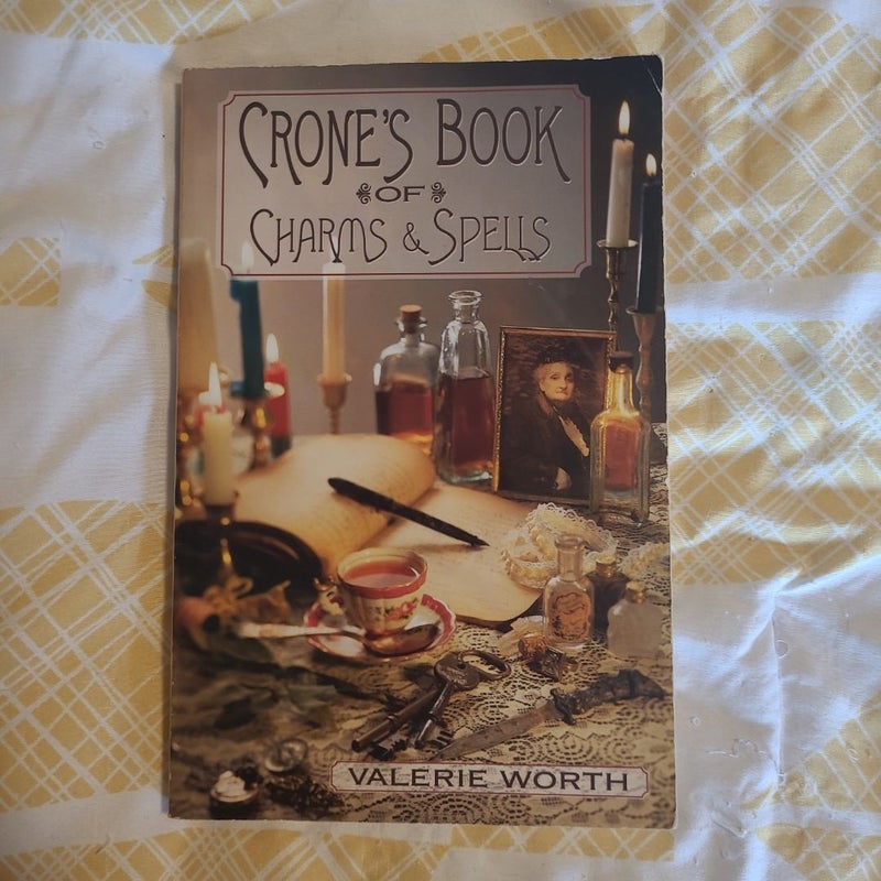 Crone's Book of Charms and Spells