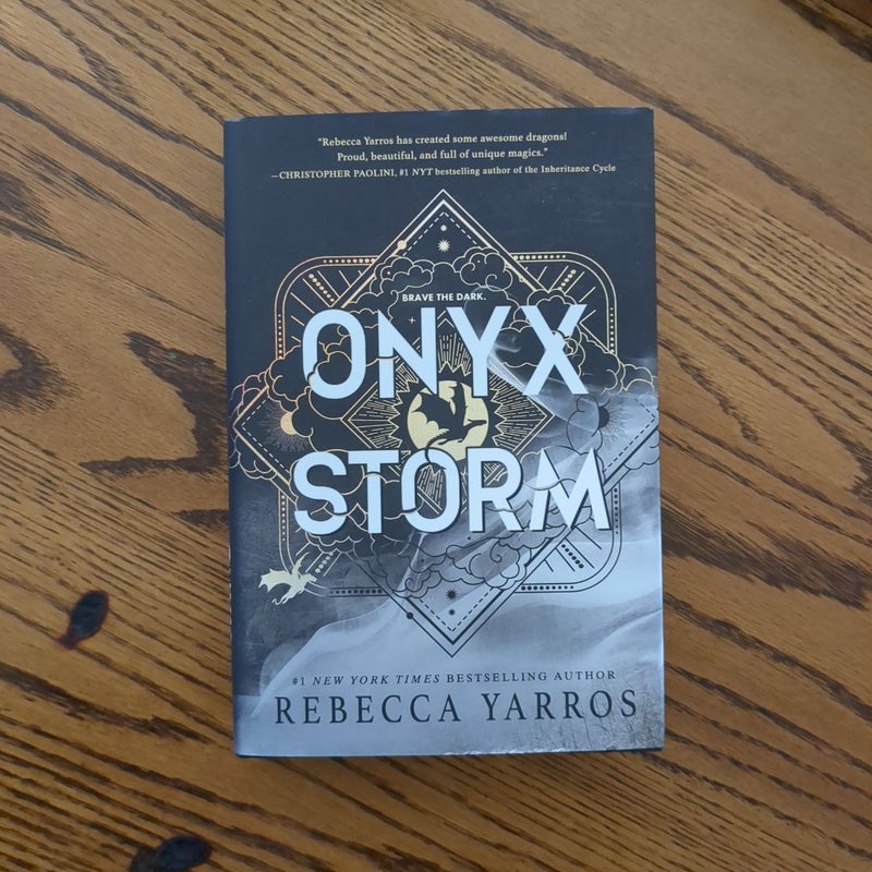 Onyx Storm (Deluxe Edition)