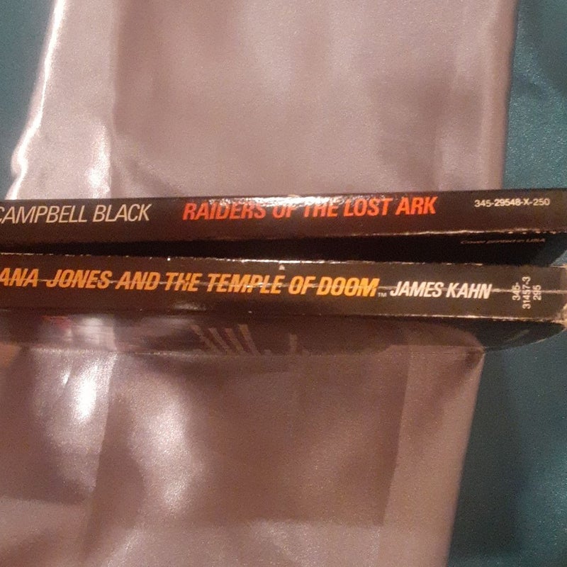 2 Indiana Jones book lot Raiders of the Lost Ark, Temple of Doom