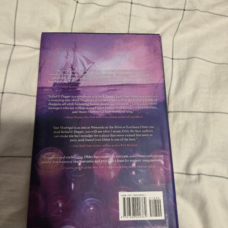 Owlcrate special edition Ballad and Dagger