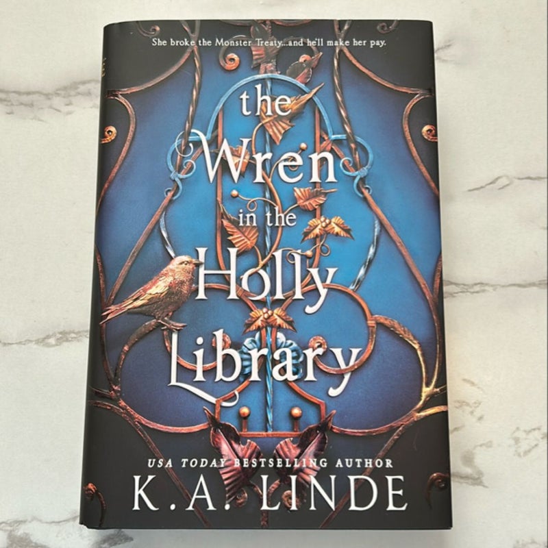 The Wren in the Holly Library (Deluxe Limited Edition)