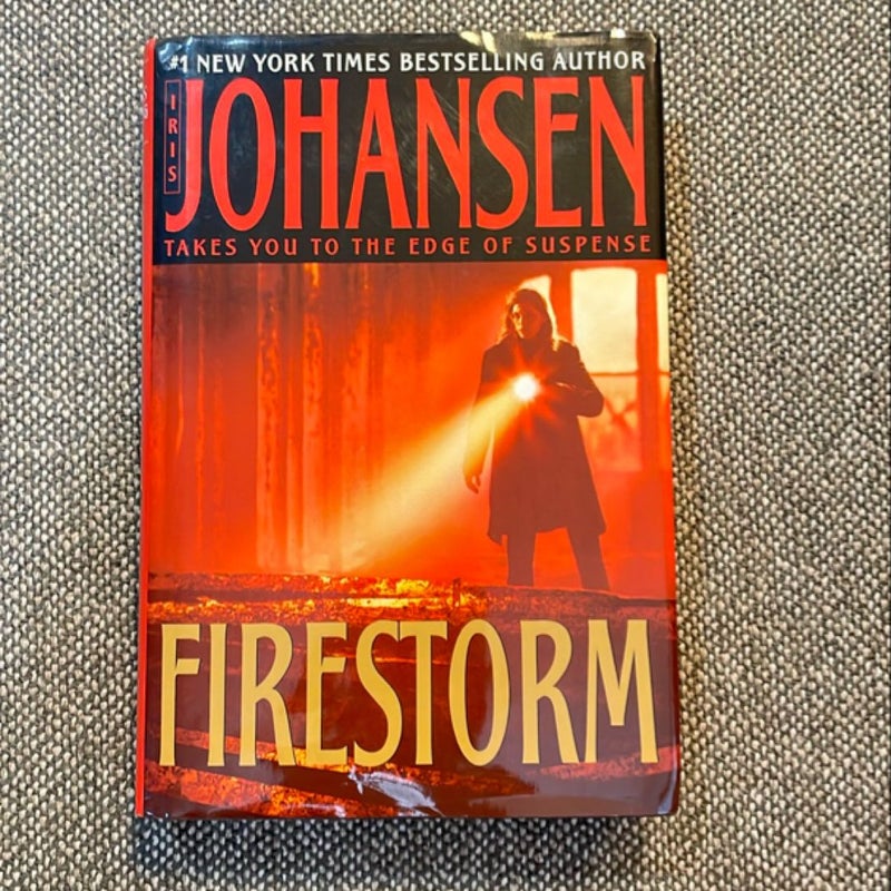 No One to Trust, Firestorm, Fatal Tide; Iris Johansen bundle