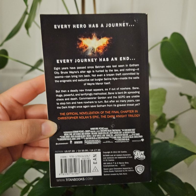 Dark Knight Rises - the Official Movie Novelization