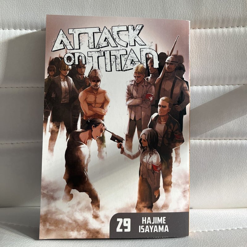 Attack on Titan 29