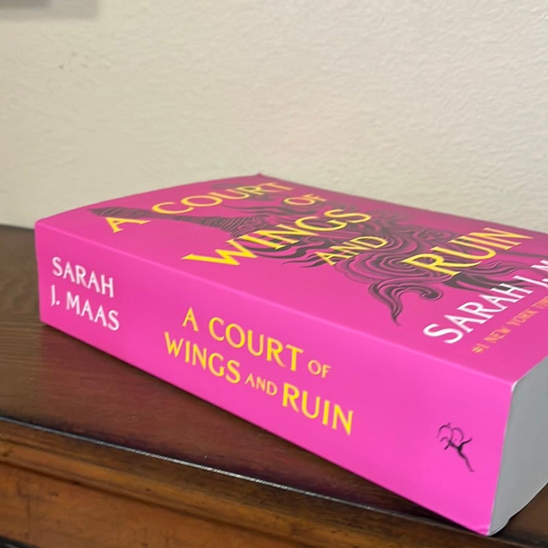 A Court of Wings and Ruin