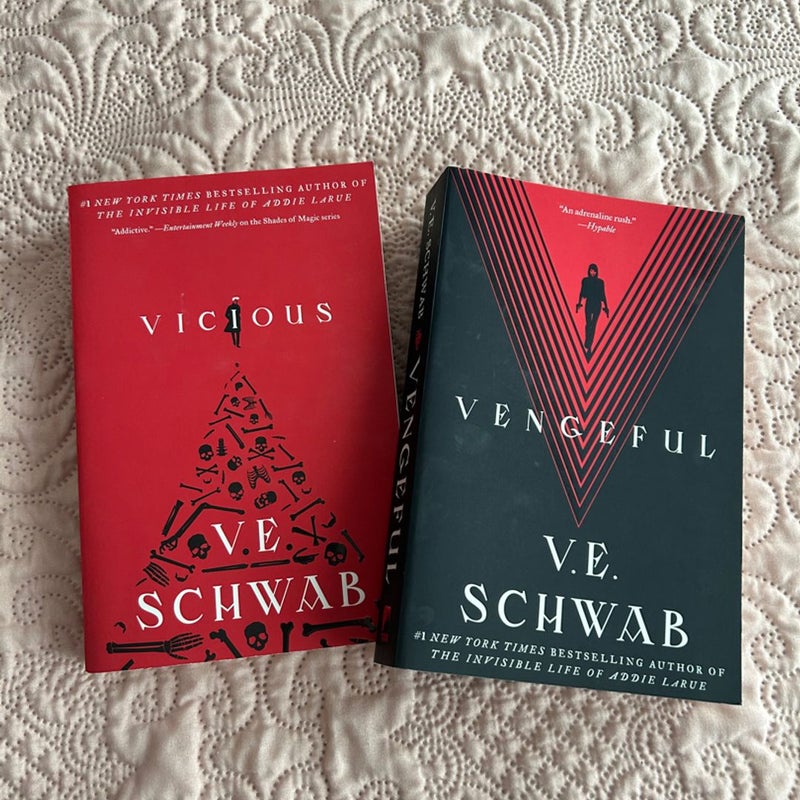 vicious and vengeful box set with poster LIKE NEW 