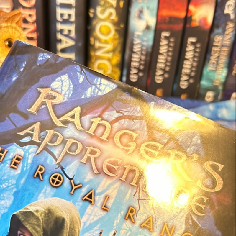 The Royal Ranger: Arazan's Wolves by John Flanagan