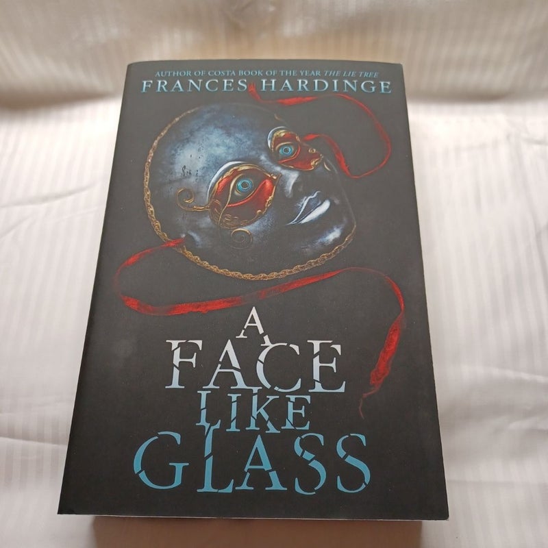 A Face Like Glass (Last Chance To Buy) 