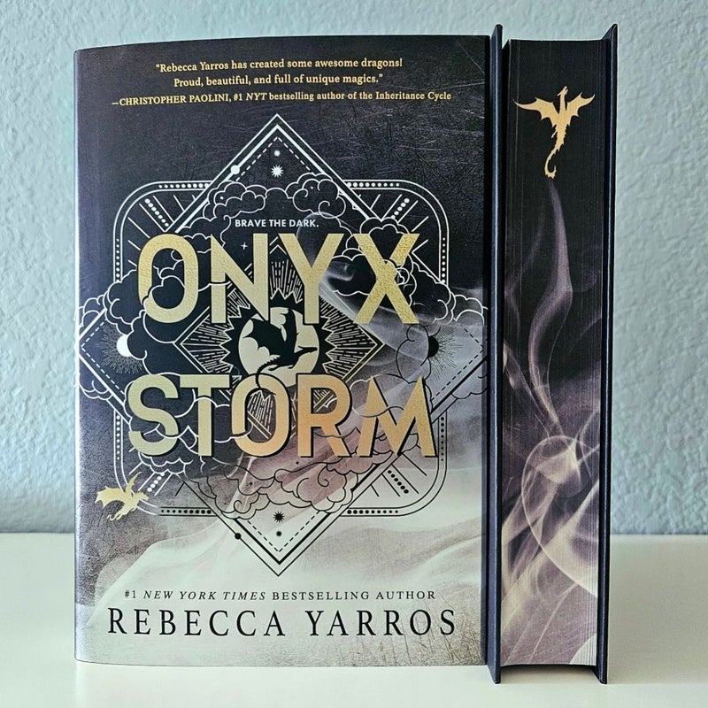 Onyx Storm by Rebecca Yarros Target Exclusive Stenciled Edge & Color Artwork NEW