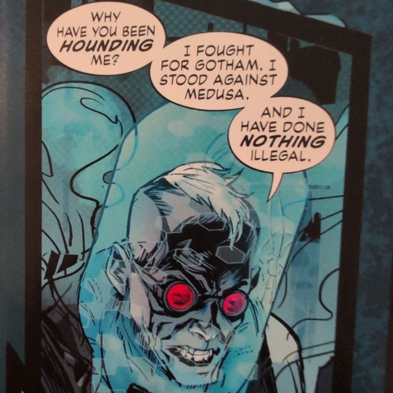 Batwoman Vol. 4: This Blood Is Thick (the New 52)