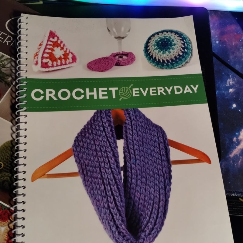 Crochet books lot