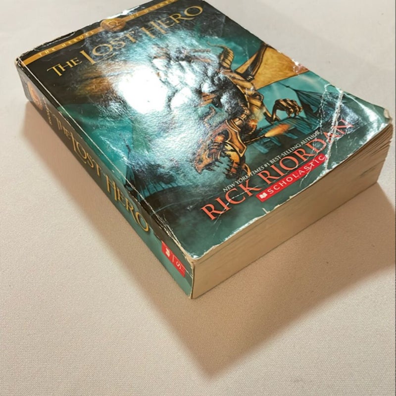 Heroes of Olympus, the, Book One the Lost Hero (Heroes of Olympus, the, Book One)